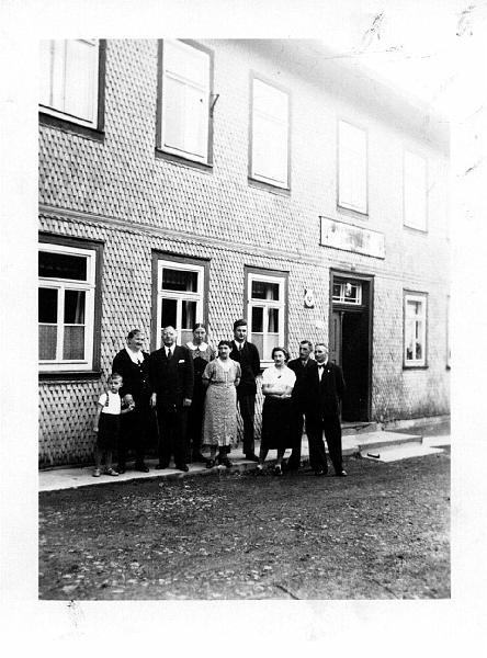 GH 014.jpg - Vor der Holl im Jahre 1938